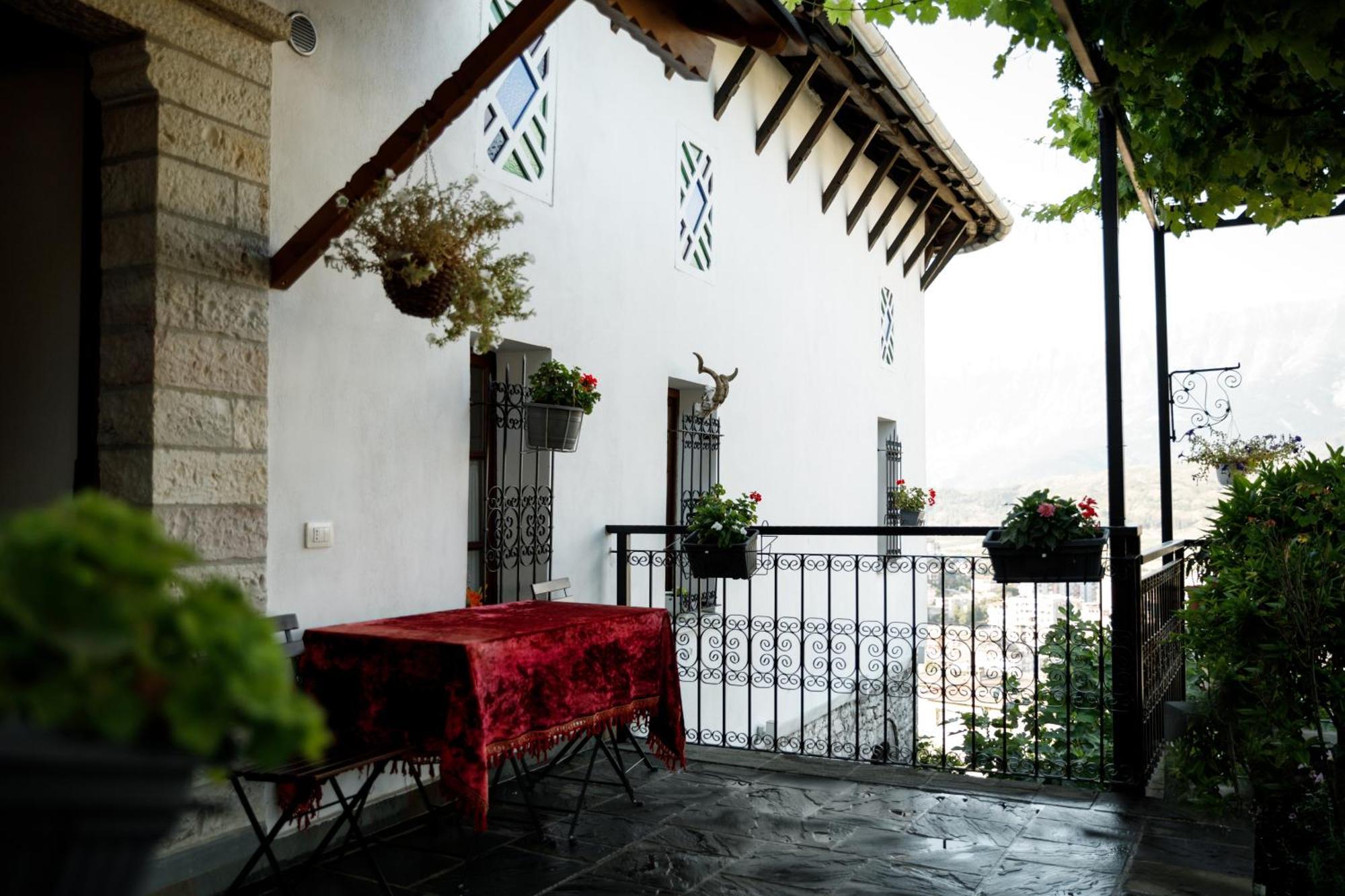Boutique Hotel Musee Gjirokastër Dış mekan fotoğraf